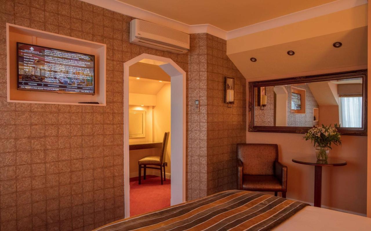 Rogerthorpe Manor Отель 4*