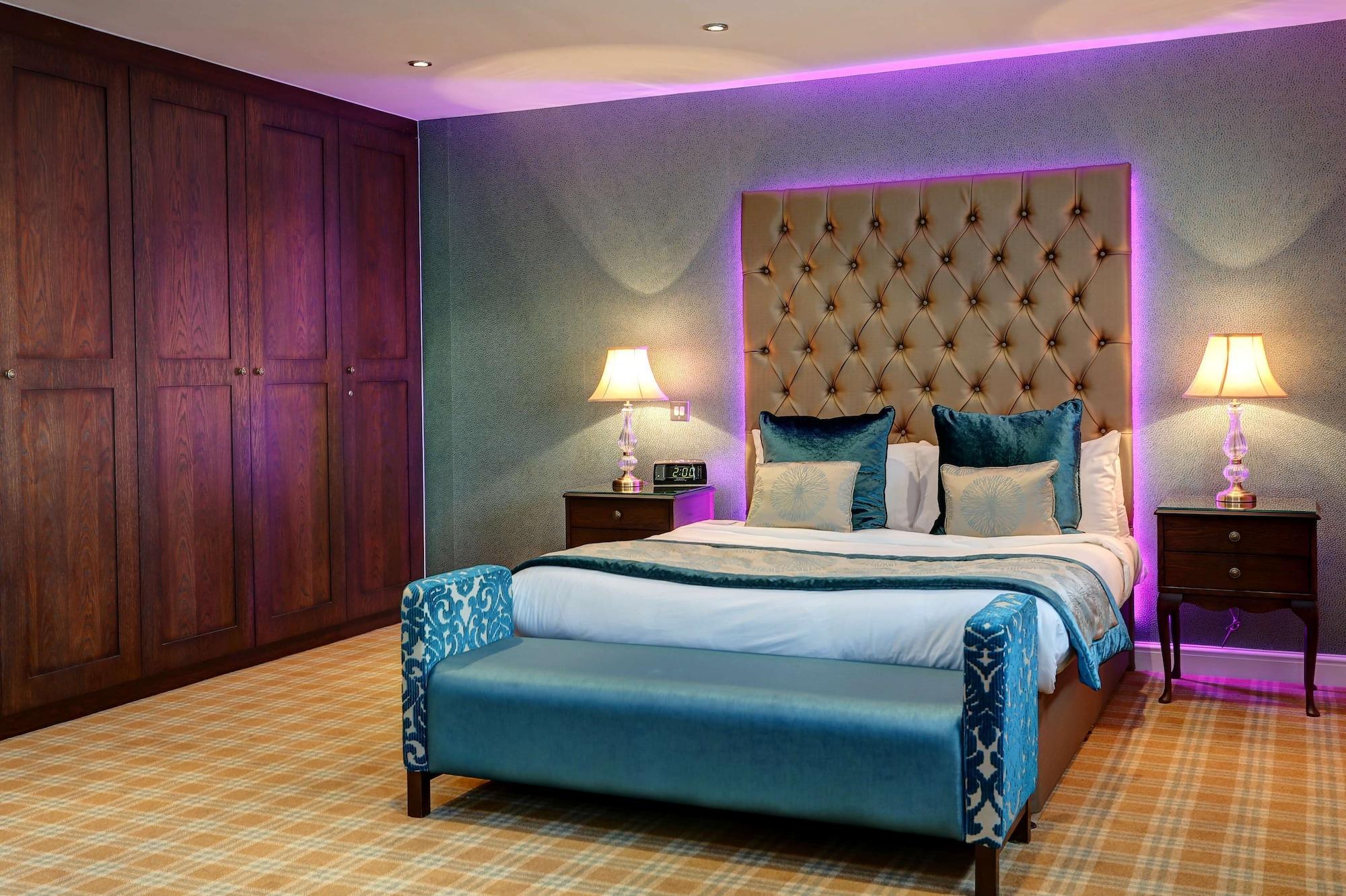 Отель Rogerthorpe Manor Понтефракт