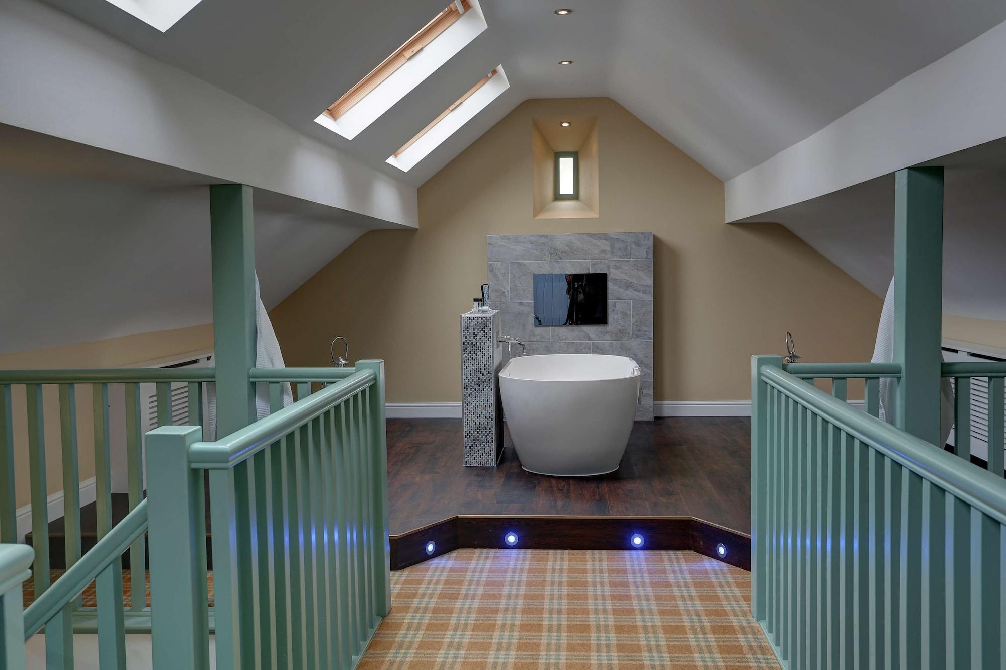 Отель Rogerthorpe Manor 4*