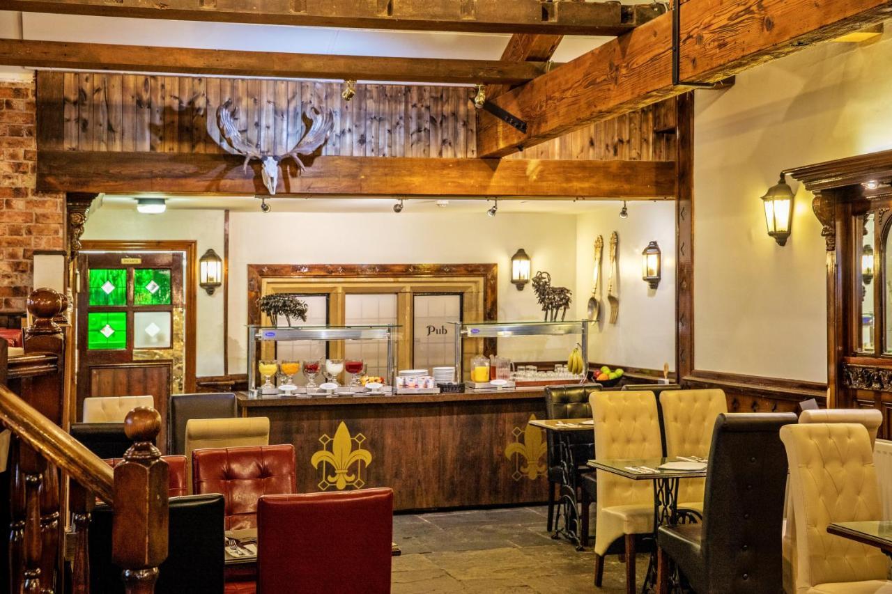 Rogerthorpe Manor Отель Понтефракт