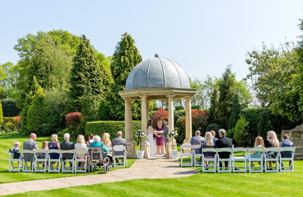 Rogerthorpe Manor